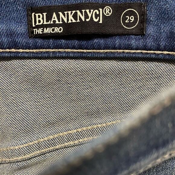 Blank NYC The Micro High Rise Distressed Cropped Straight Leg Jeans NWT | Size 2 - Picture 5 of 7